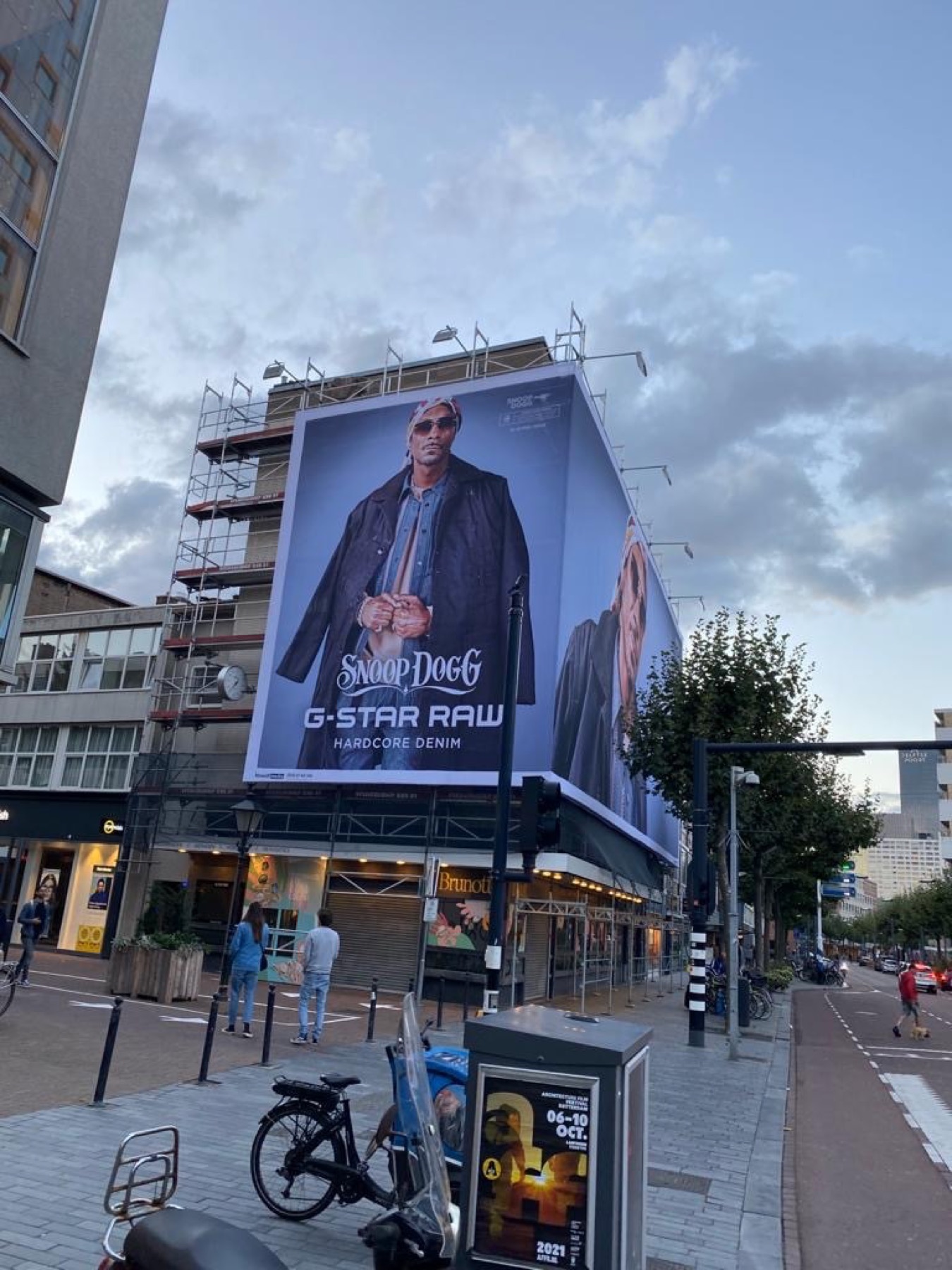 Giant Snoop Dogg G-Star RAW billboard on a Rotterdam building, 2021